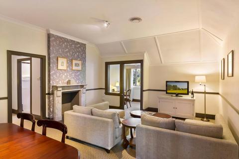 Elizabeth Broughton Suite