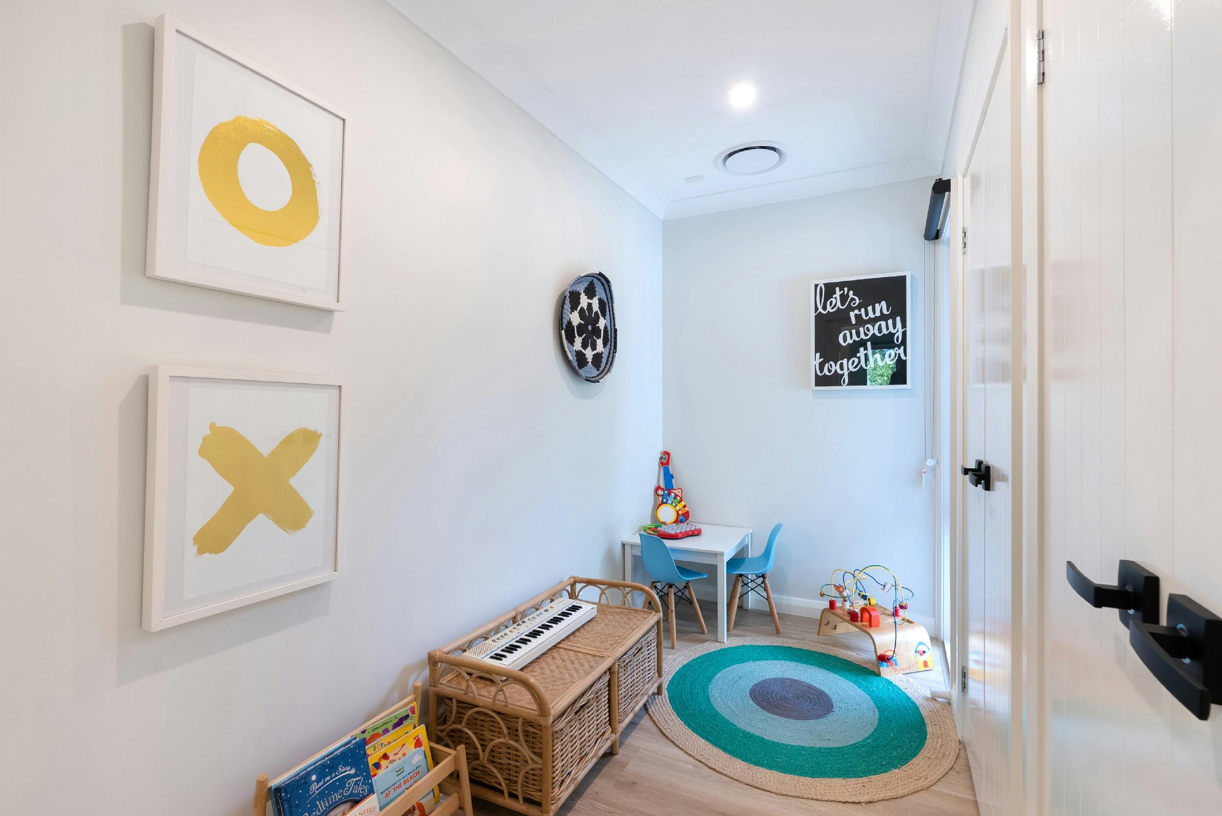 Nest, Photographer Russell Quinn