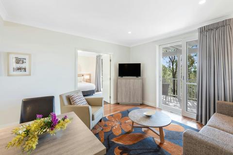 Oaks Cypress Lakes Resort 1 Bedroom Premier Villa Living