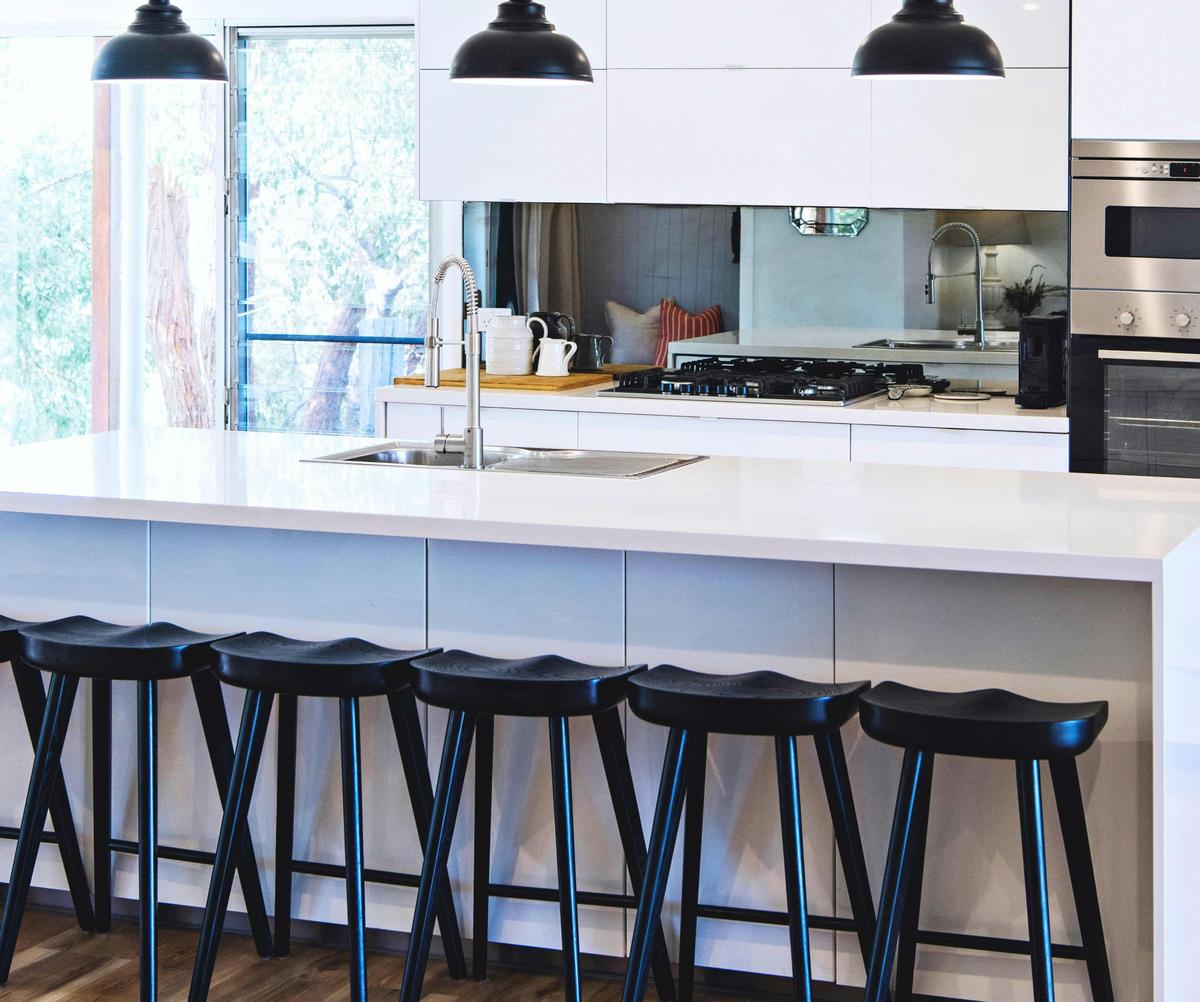 Large entertaining kitchen with modern appliances