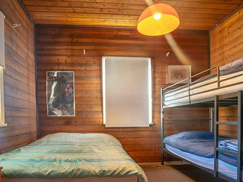 A single bunk bed and double bed in Post Office Lodge, Yerranderie Private Town, Yerranderie