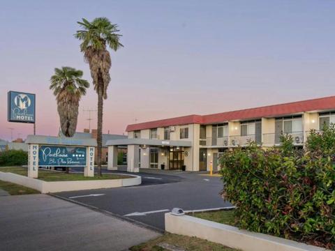 Posthouse Motel