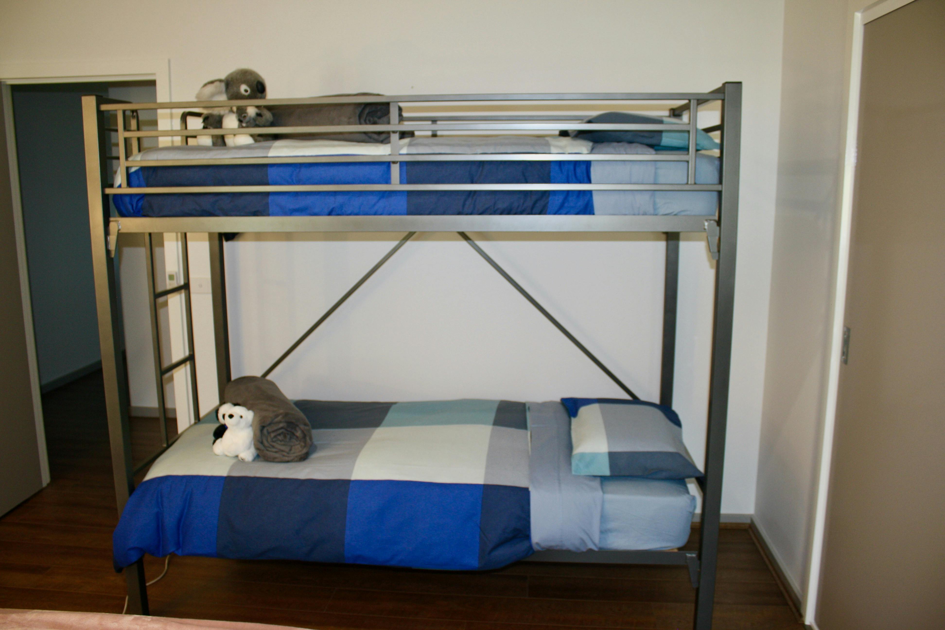 Bedroom 3 - Sleeps up to 4.  1 x Queen Bed & 1 x set of Hypersonic Bunk Beds