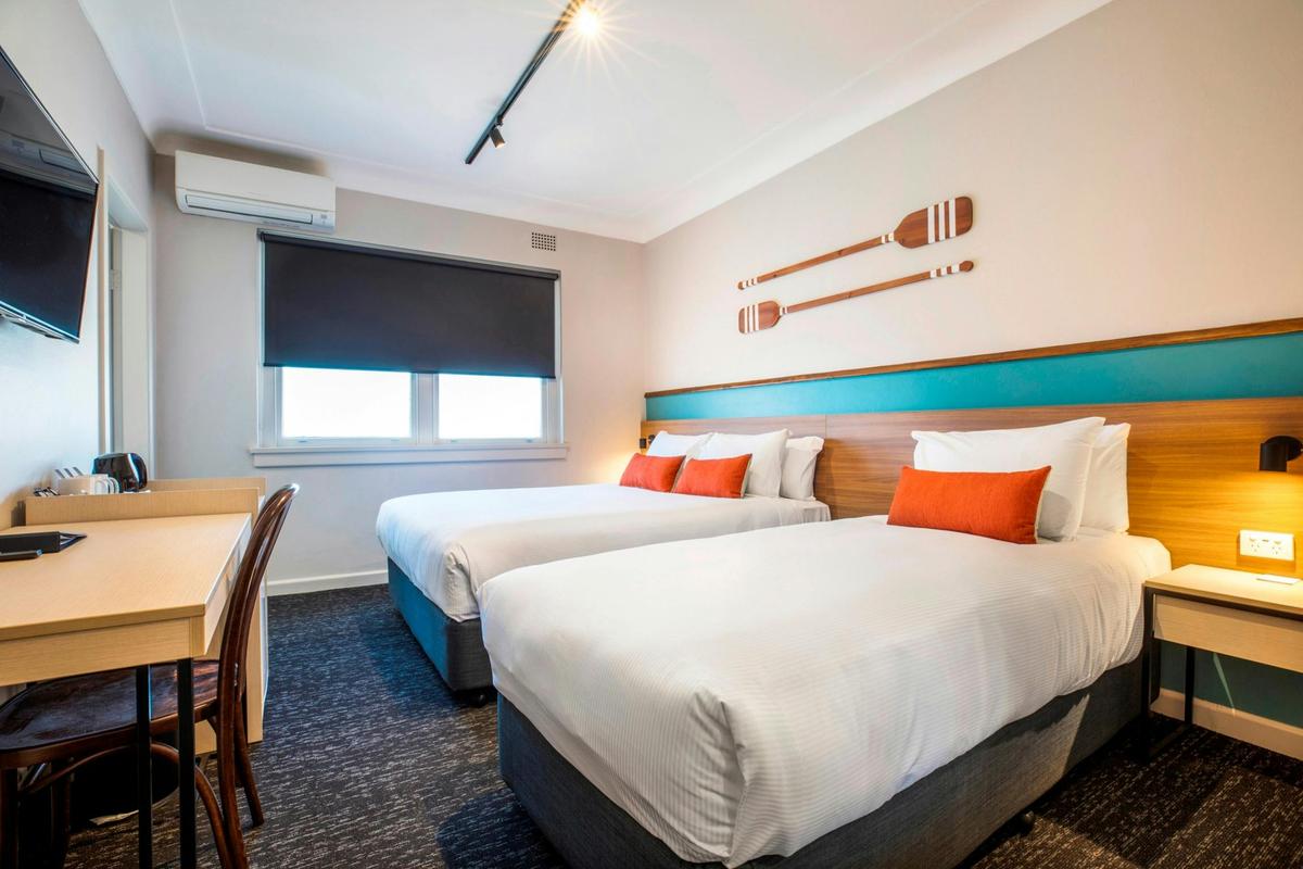 Studio Queen and Single