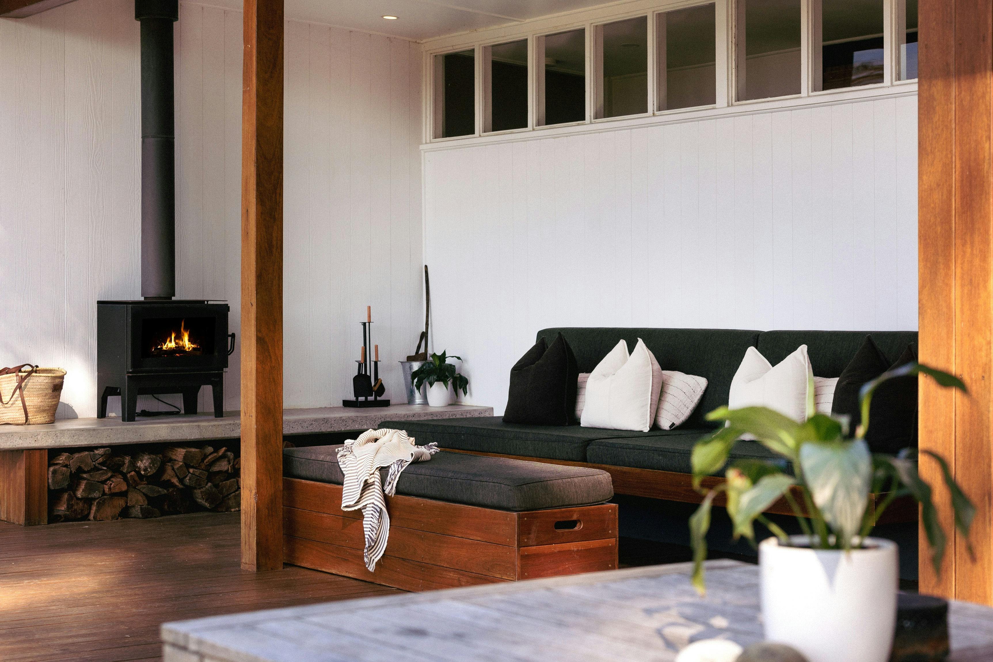 Cosy outdoor fireplace in Buru