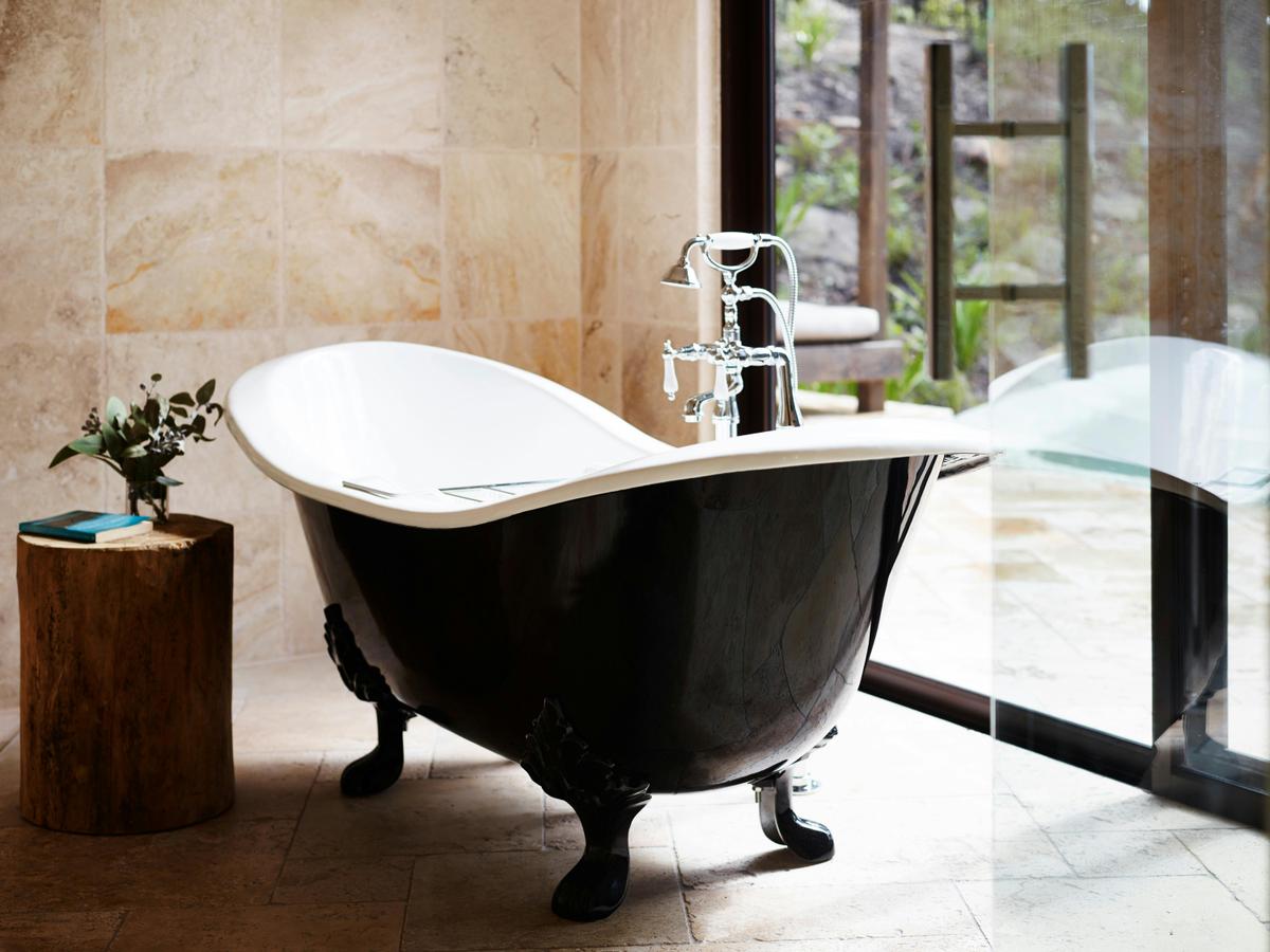 Hideaway Bath