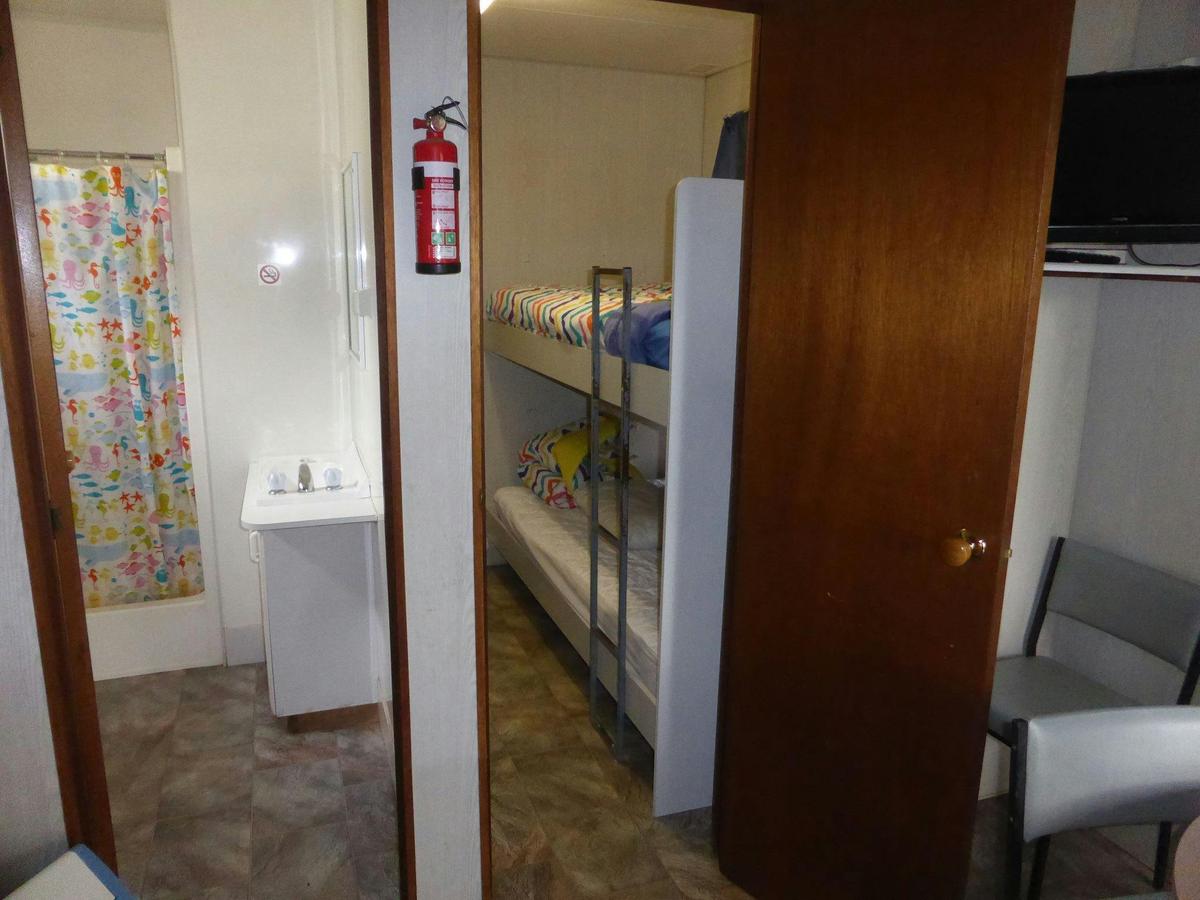Bunk room two King singles