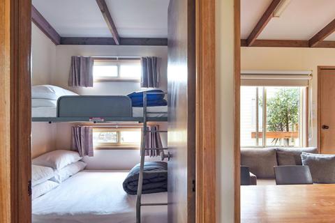Seabreeze Cabin (Six people)