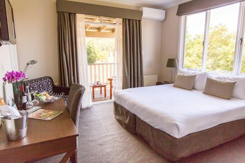 Elms Balcony Room