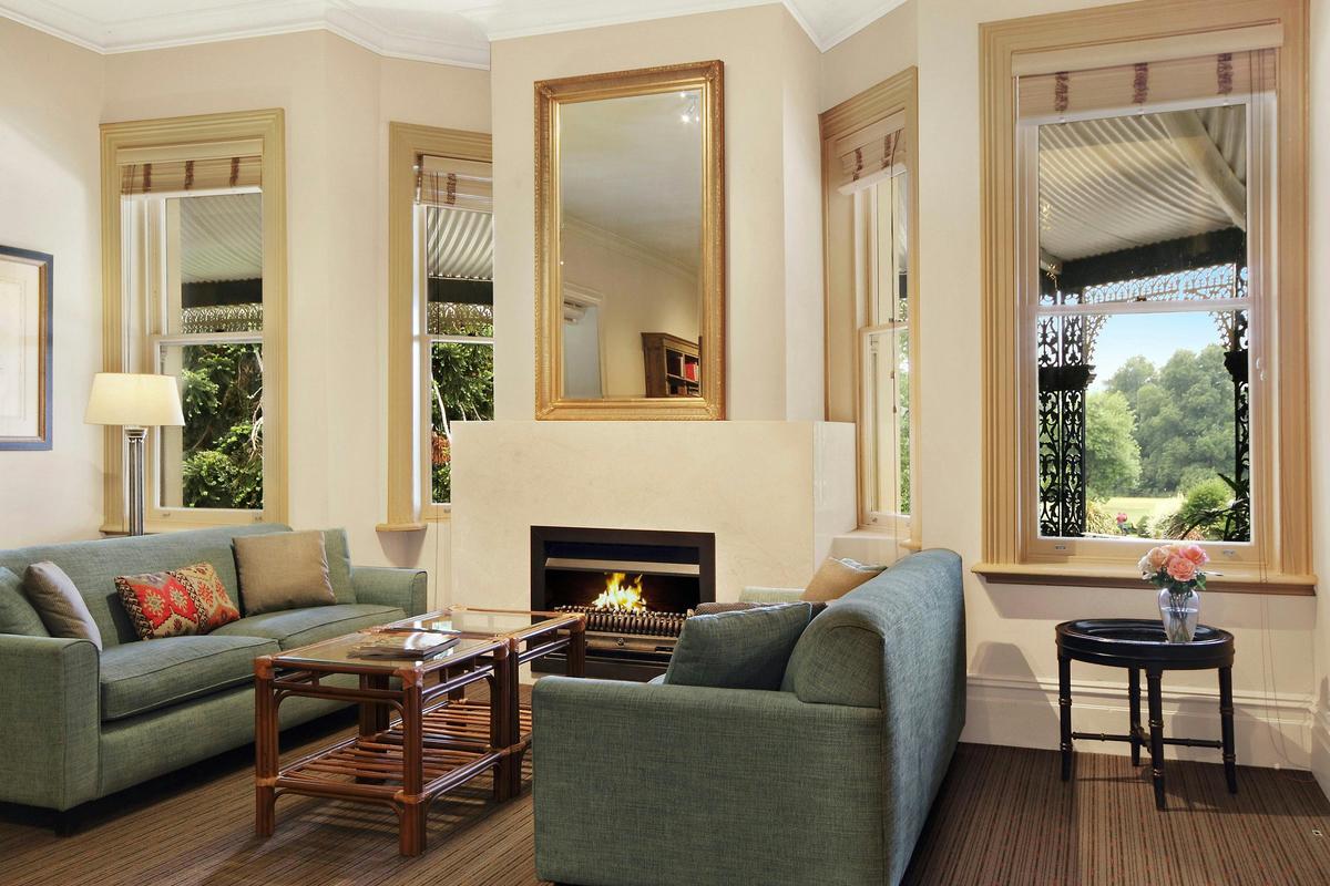 Guest Lounge