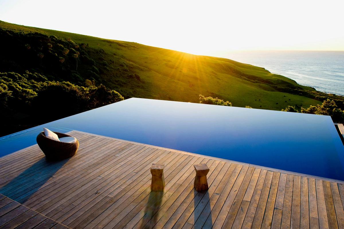 Pool glory shot