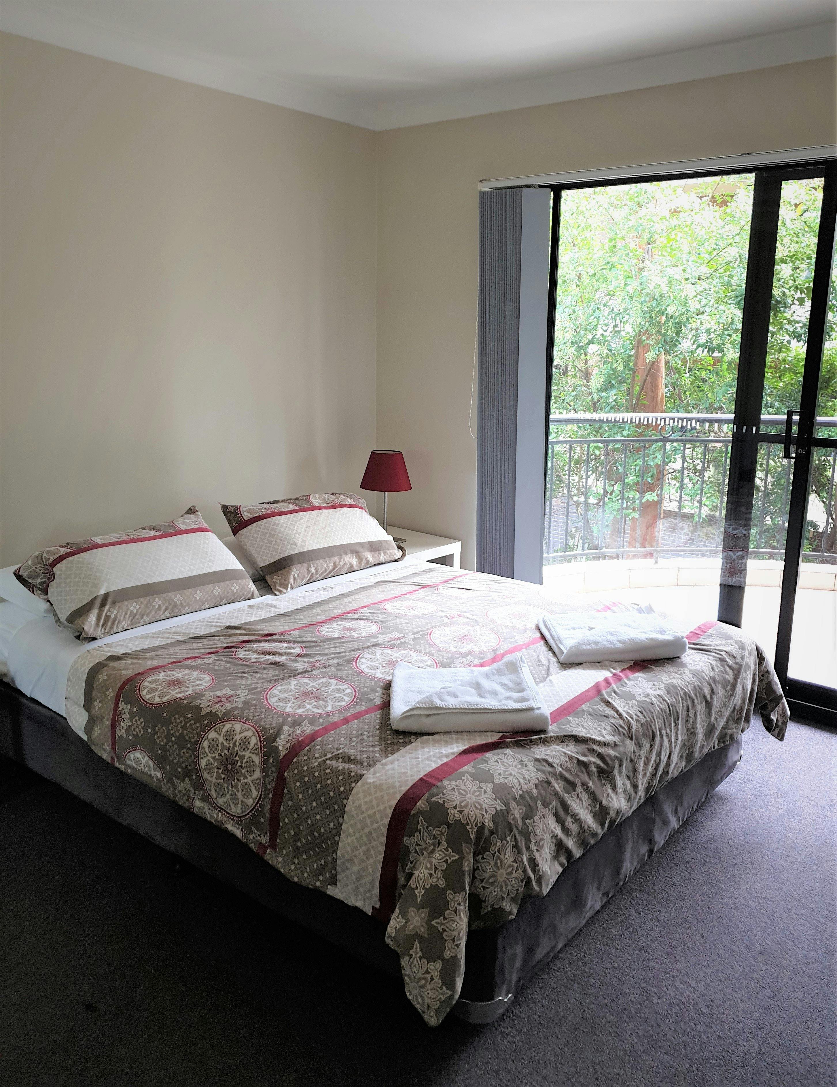 Parkside Apartments on Thomas