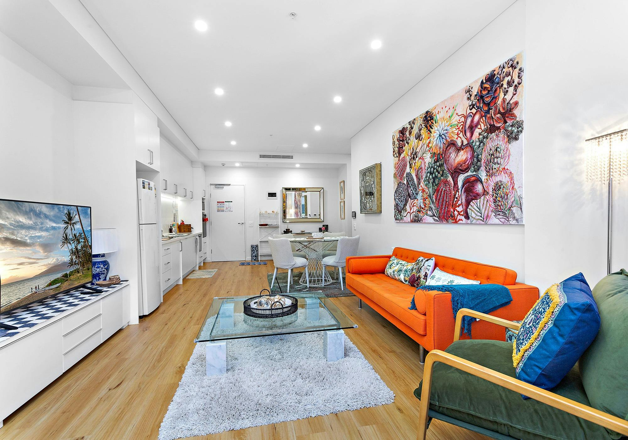 Lounge Room/Dining Area