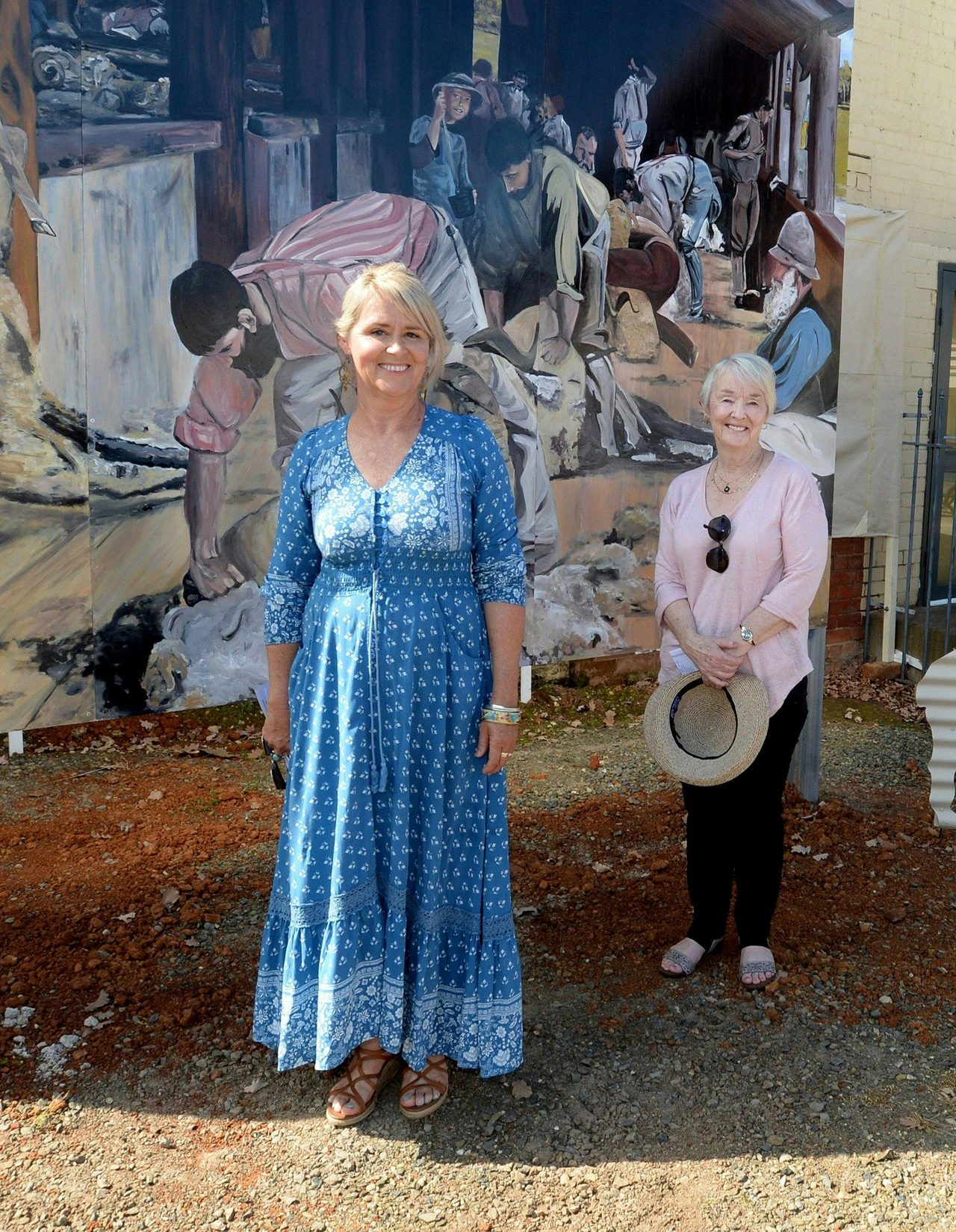 Artist Tracy Hancock & Descendant Robyn Hawking