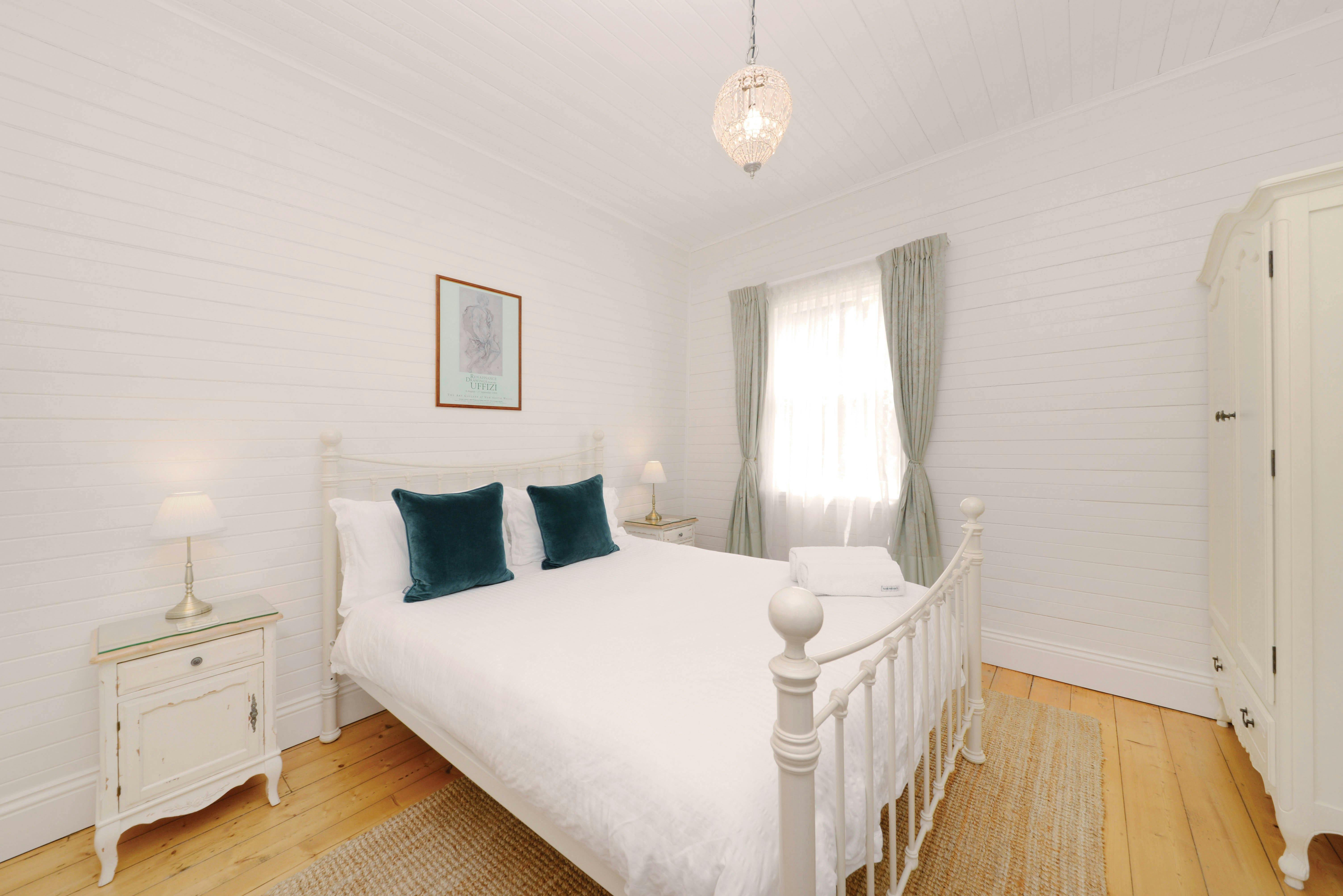 Laura Ashley queen bed