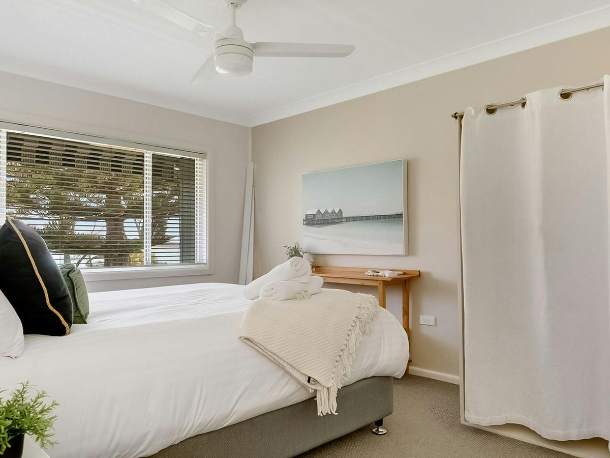 Ocean Blue Apartment Four