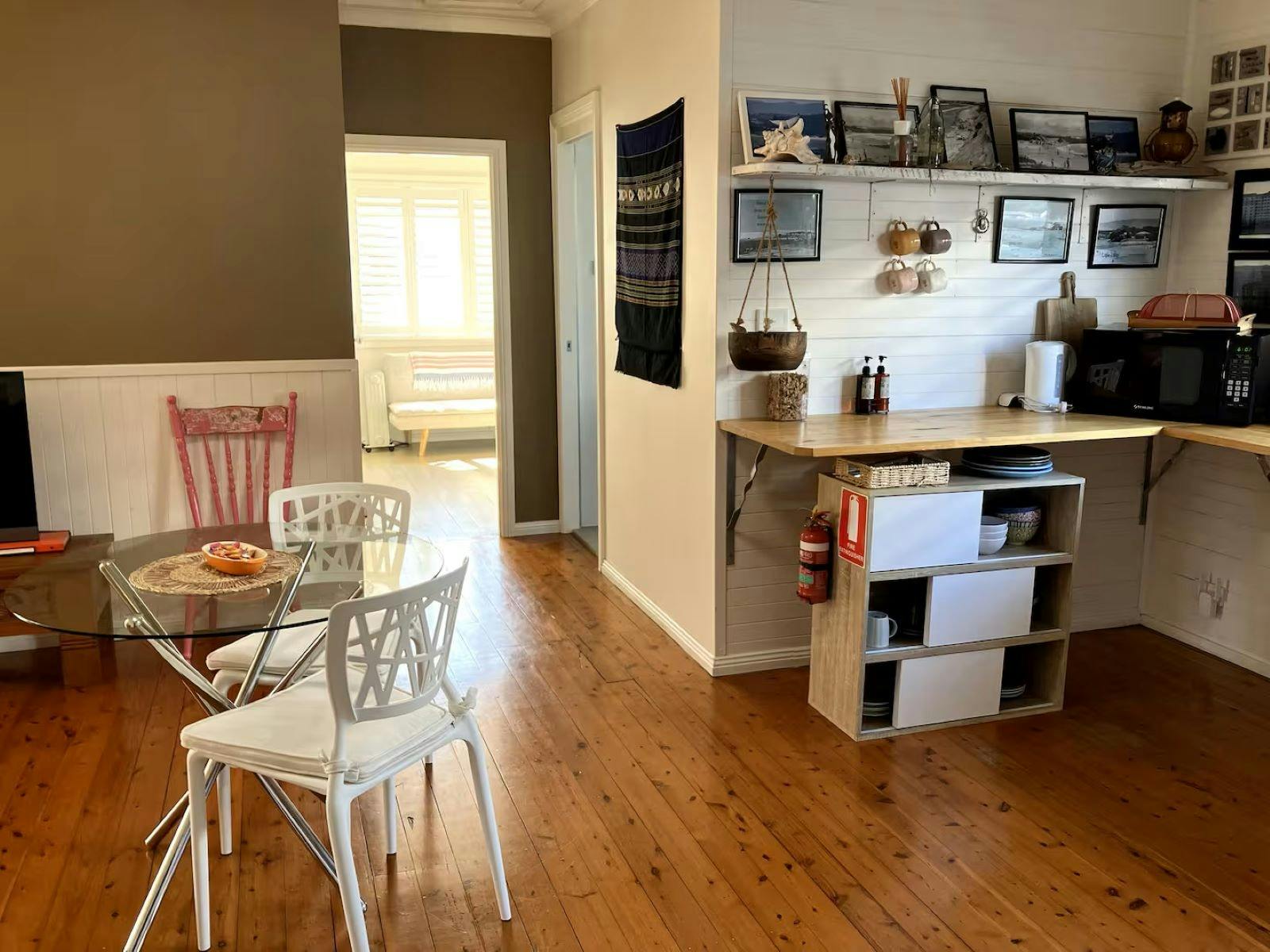 Red Gate Holiday Accommodtion Kitchenette