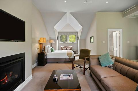 Loft Rooms
