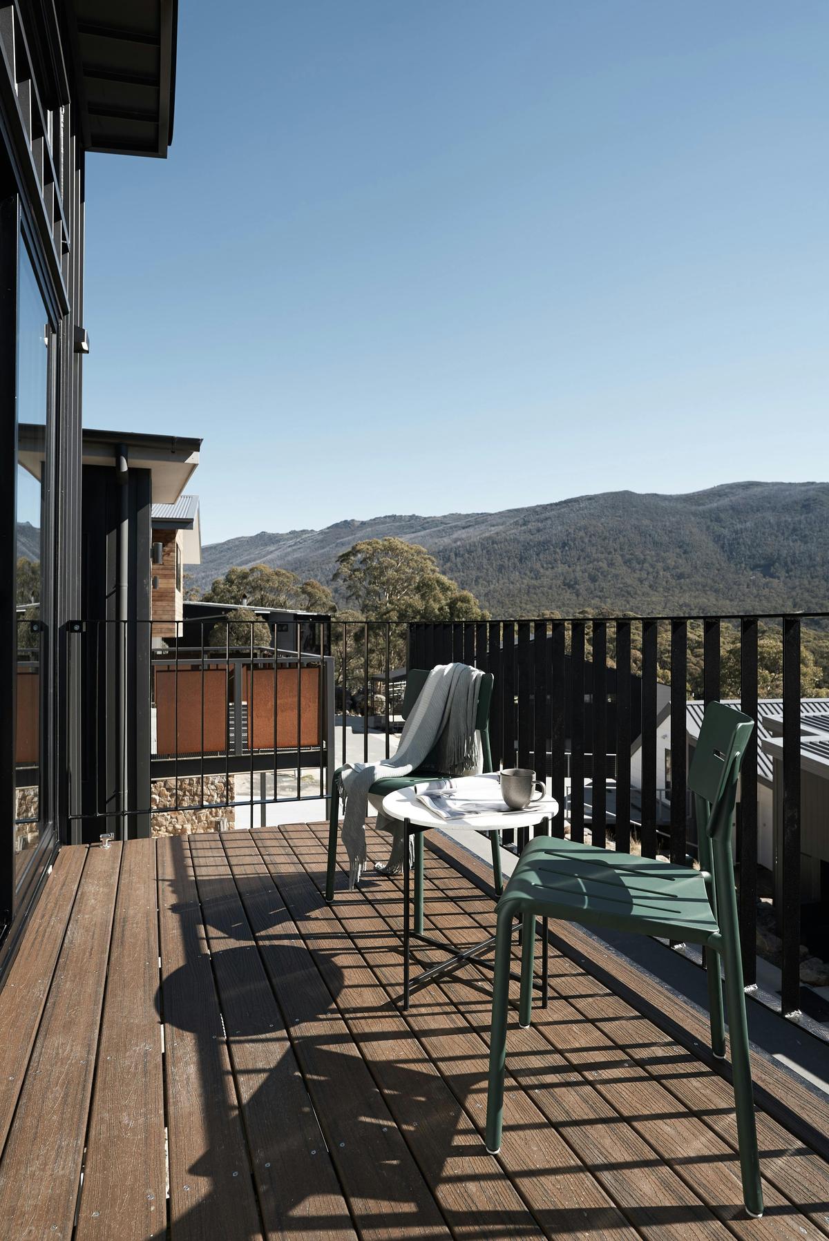 Piste Luxury Chalet - stunning views