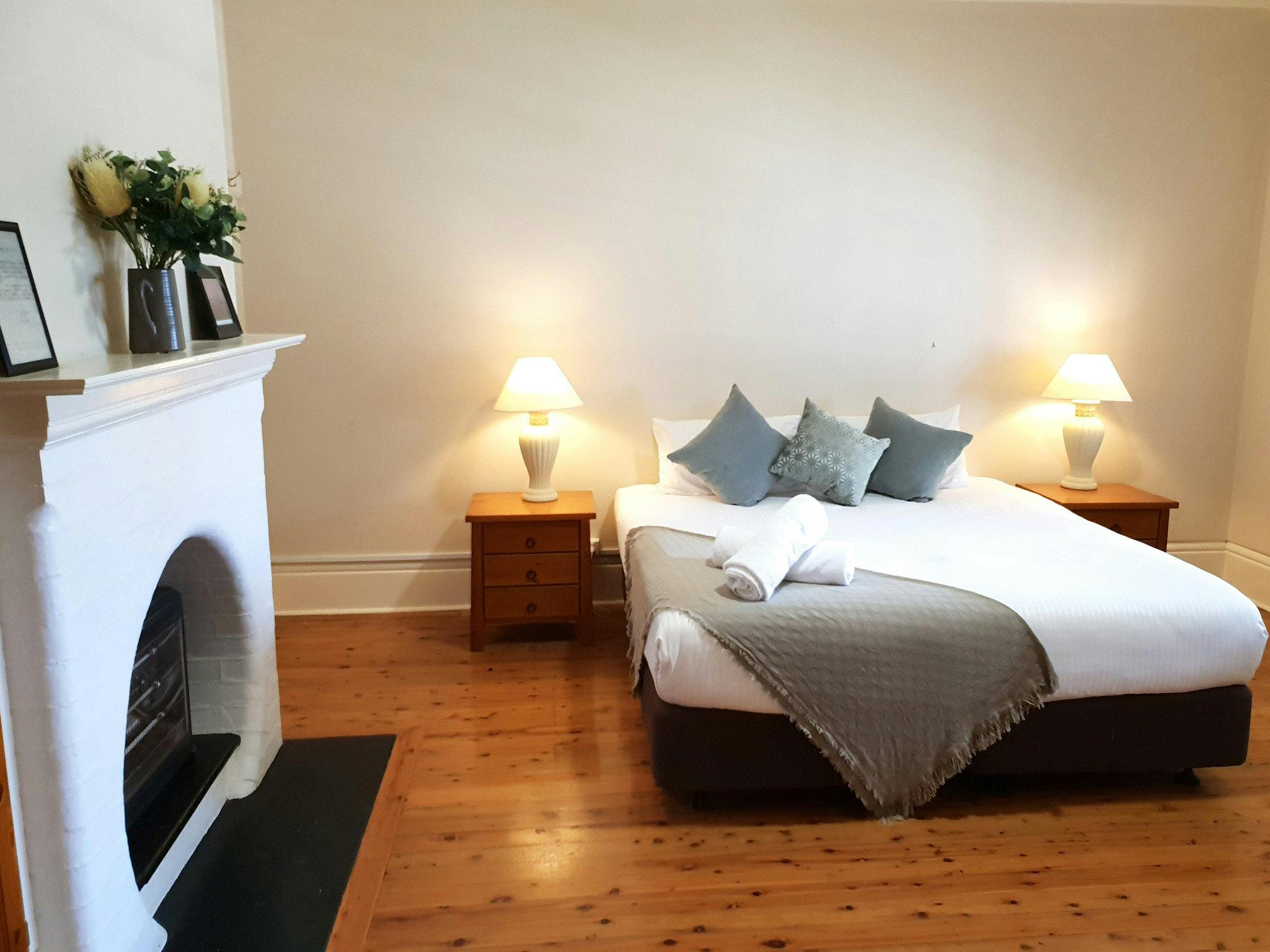 Norah Head Lighthouse Quarters Bedroom