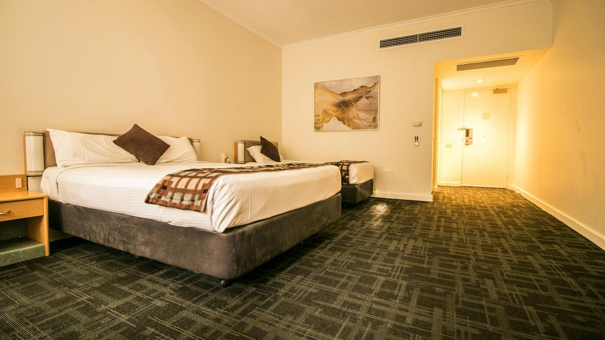 Special Access room 1 queen and 1 twin bed