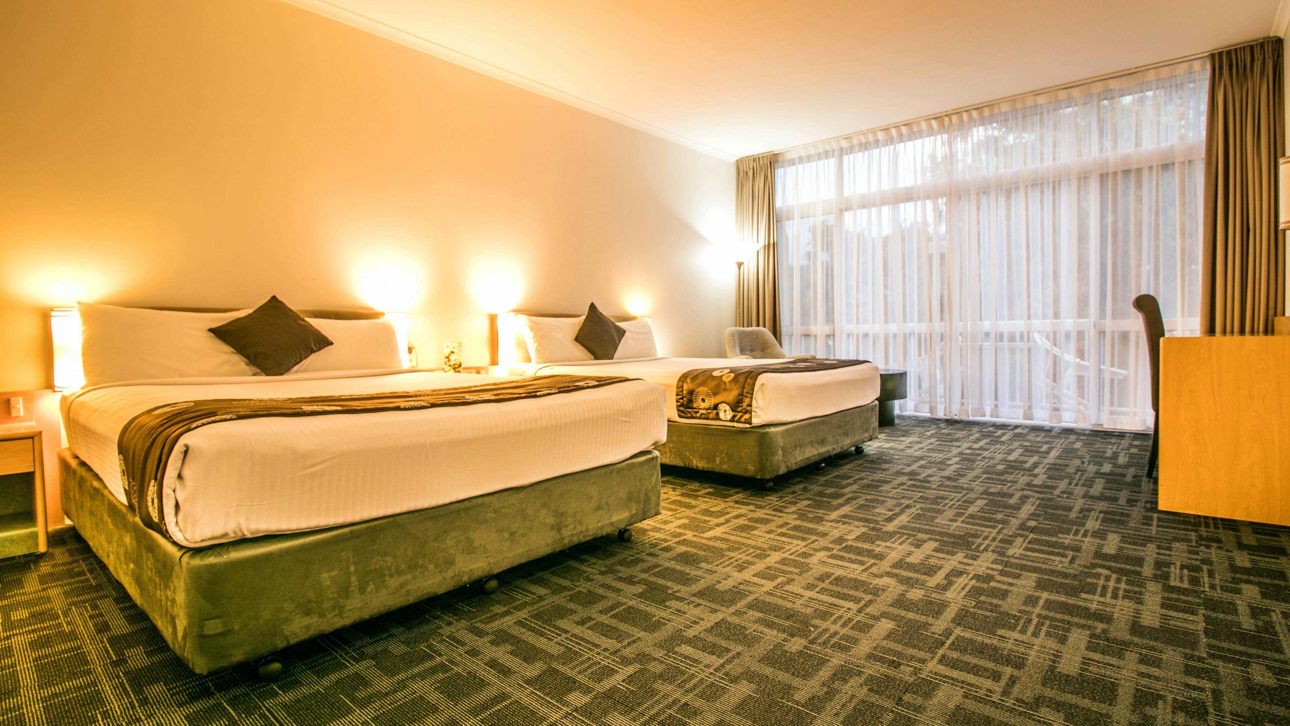 Standard Twn room with 2 x queen beds