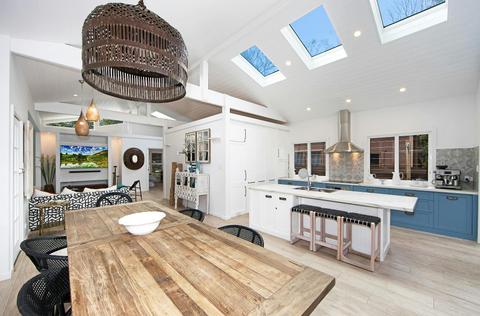 Oceanic Coastal Lodge