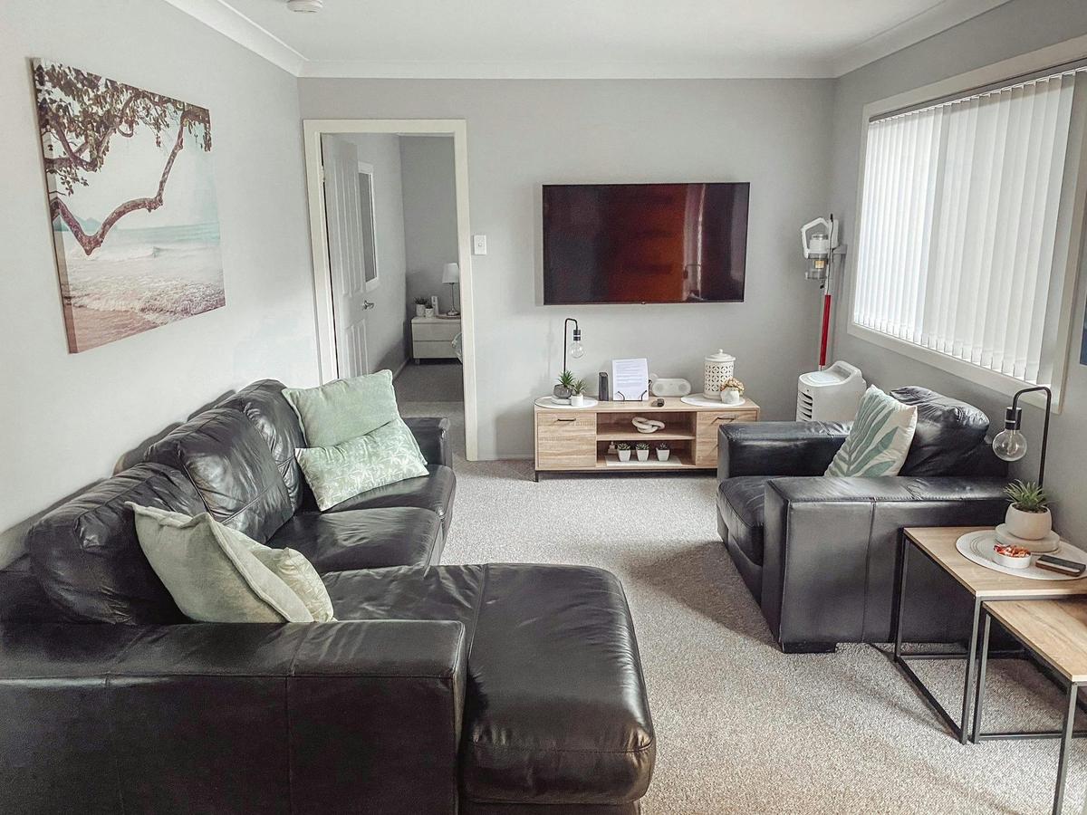 Paula's Guest House - Lounge room