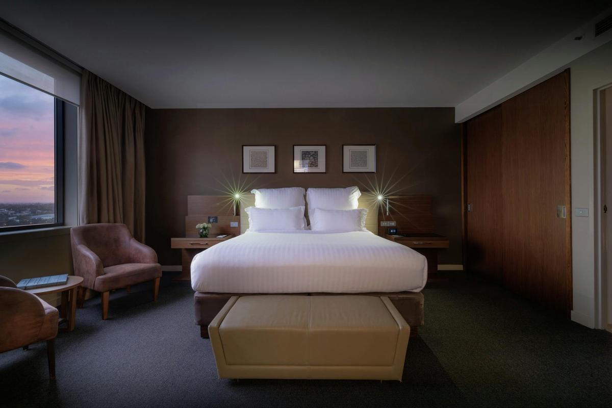Pullman Sydney Olympic Park Suite Room