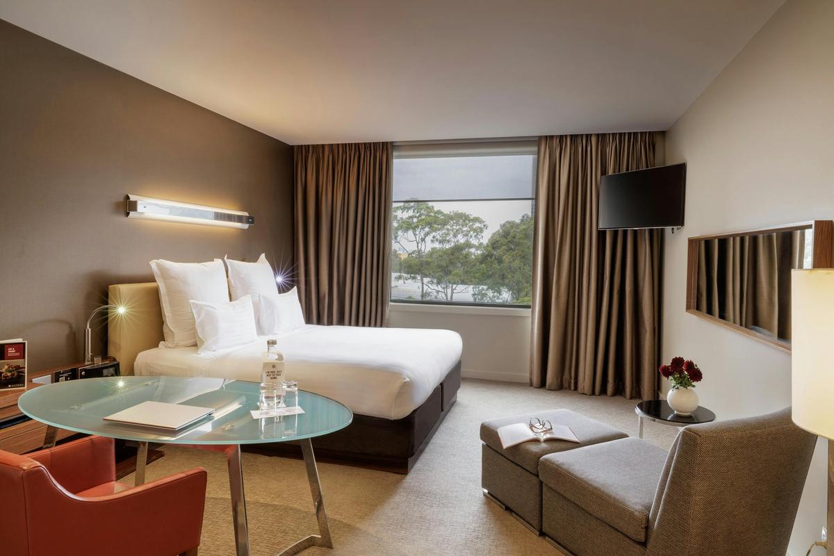 Pullman Sydney Olympic Park Superior Room