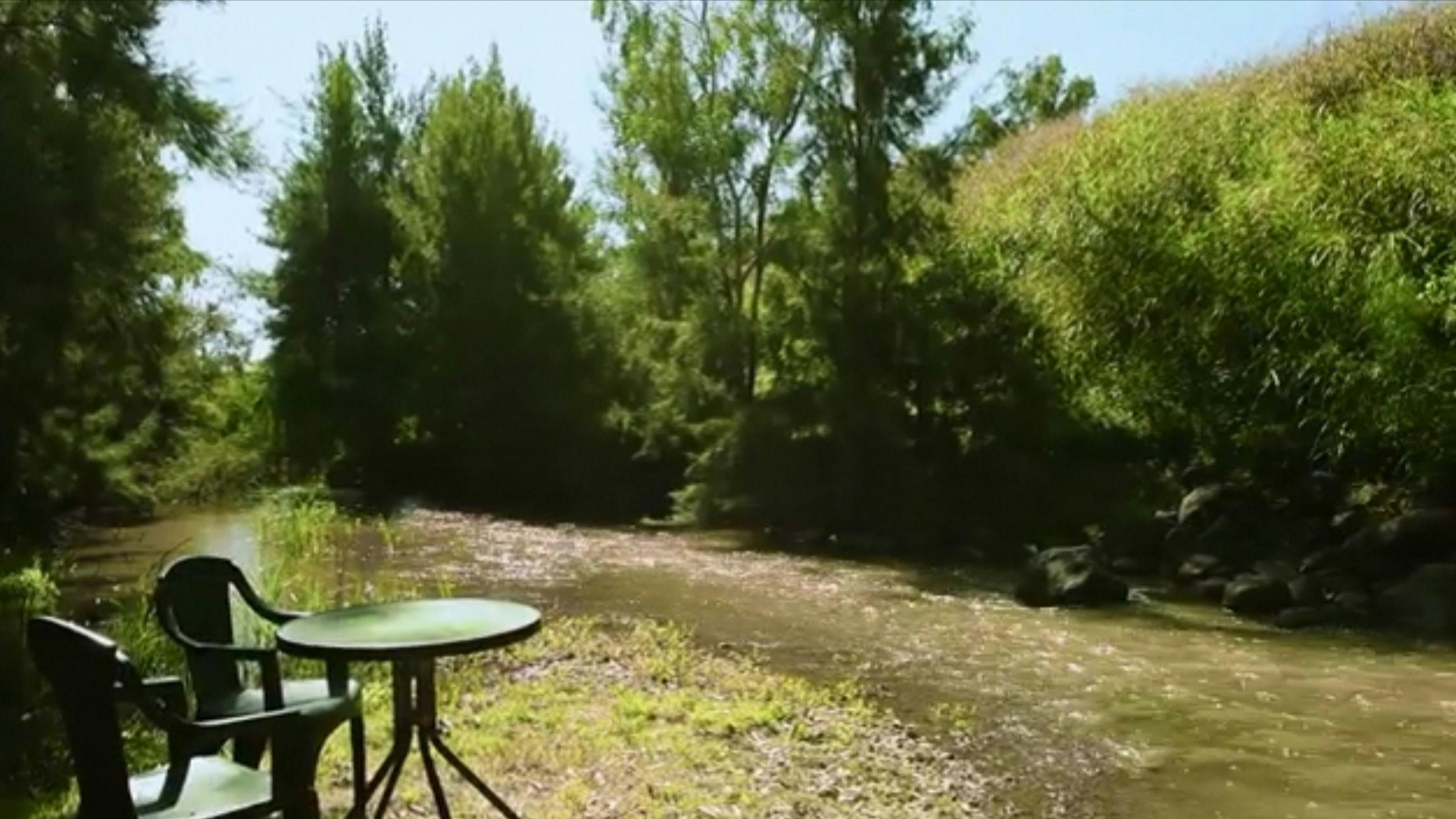 The Peel River is at the foot of our property and a 400m walk from the campsite