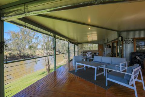 Riverside Farm Retreat