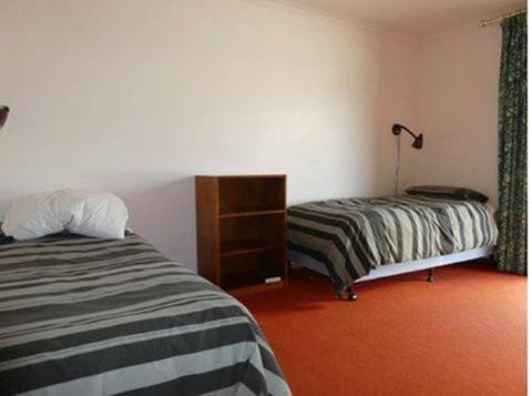 Pygmy Possum Lodge offers double rooms, twin share rooms and family rooms