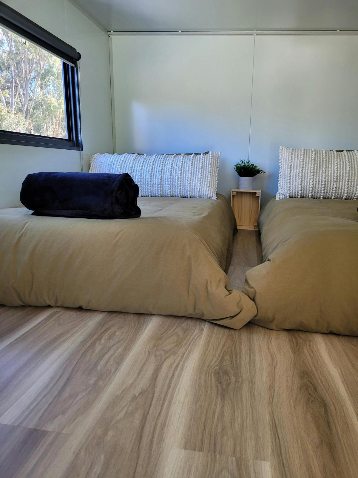 2nd loft Bedroon with 2 single Beds