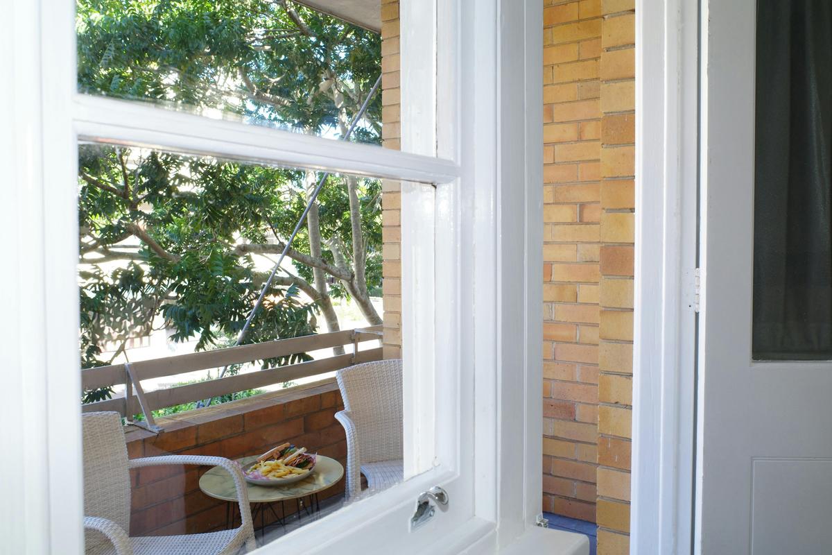 Port Macquarie Hotel, Port Macquarie NSW - Signature King Balcony Room with Ensuite