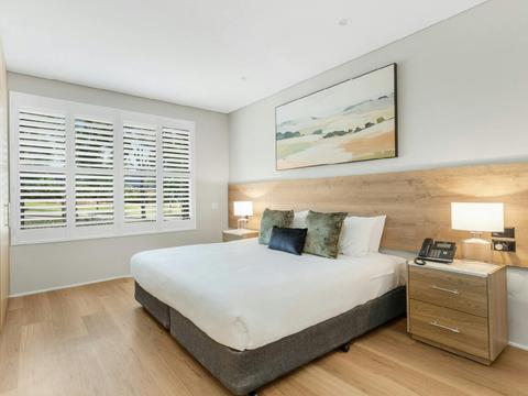 1-Bedroom Apartment