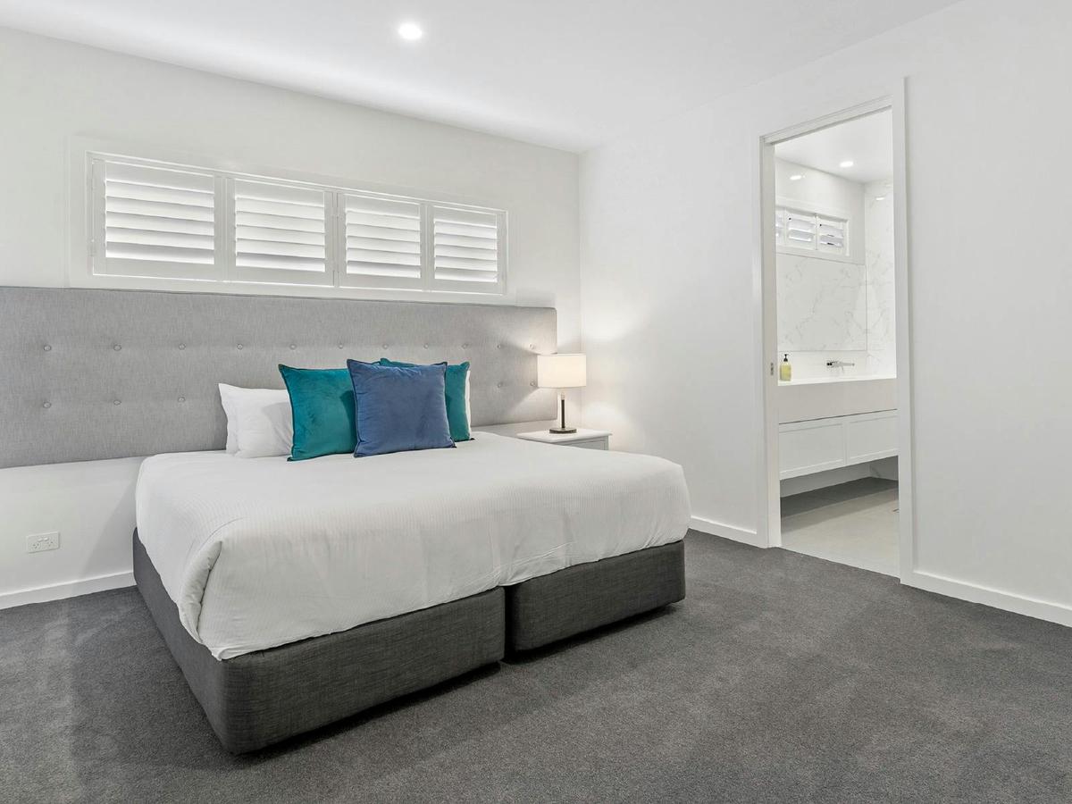 3-Bedroom lodge bedroom