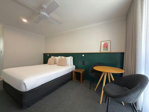 Queen Room