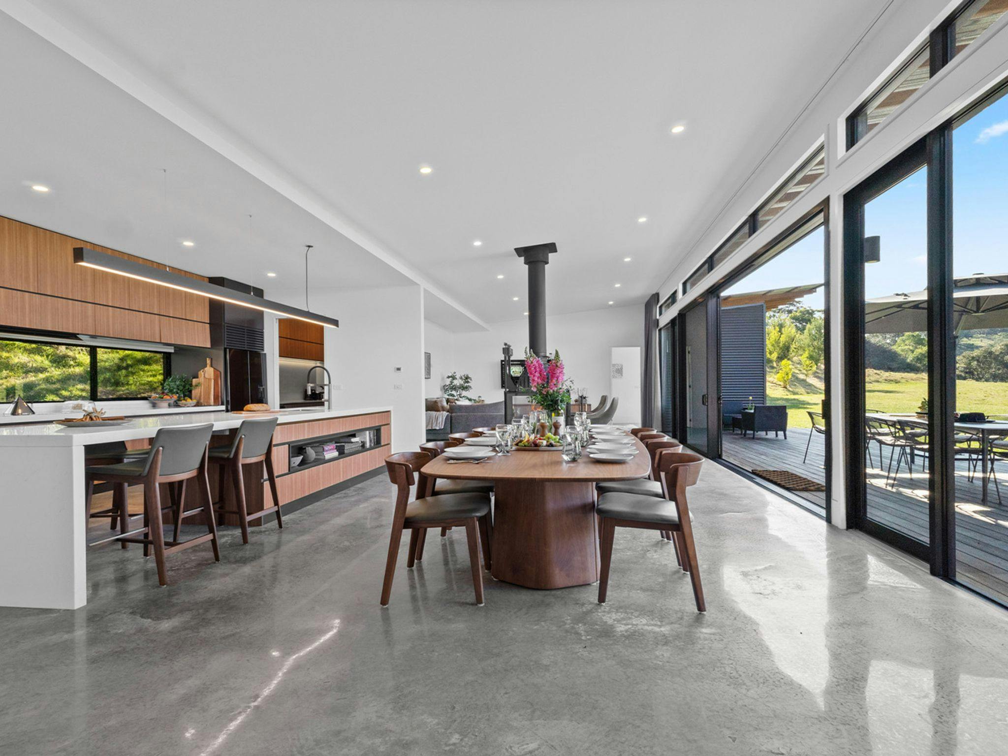 Rockleigh Retreat | Deluxe Open Plan Living | Country Views