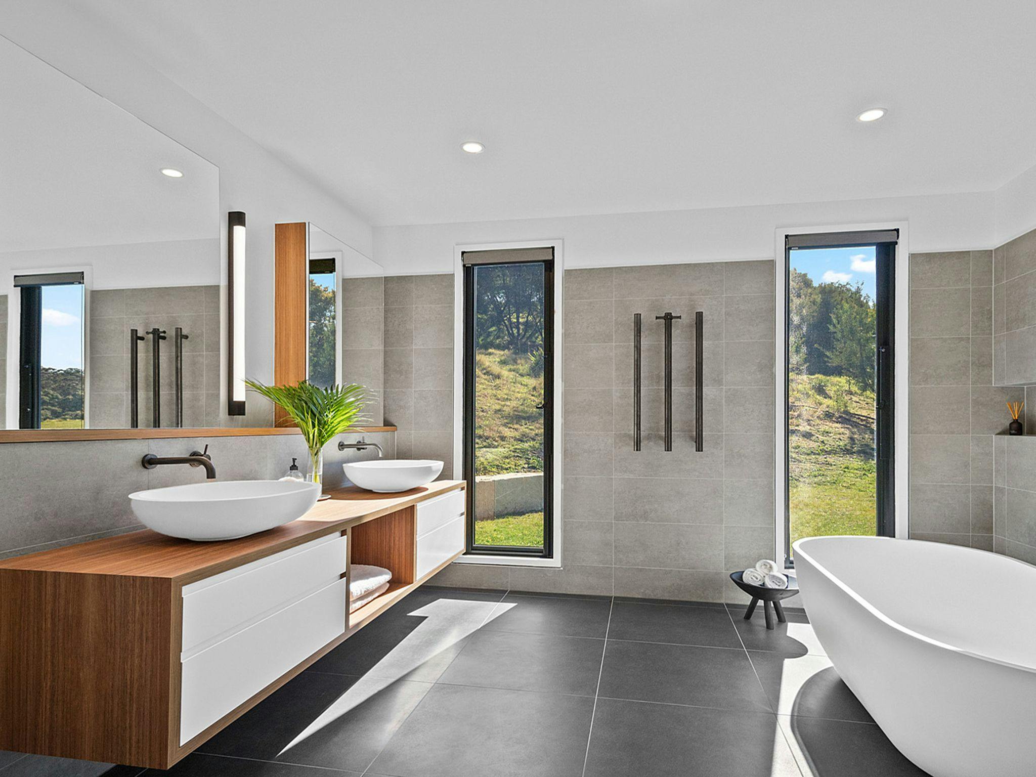 Rockleigh Retreat | Modern Luxury Bathroom | Bathtub | Views
