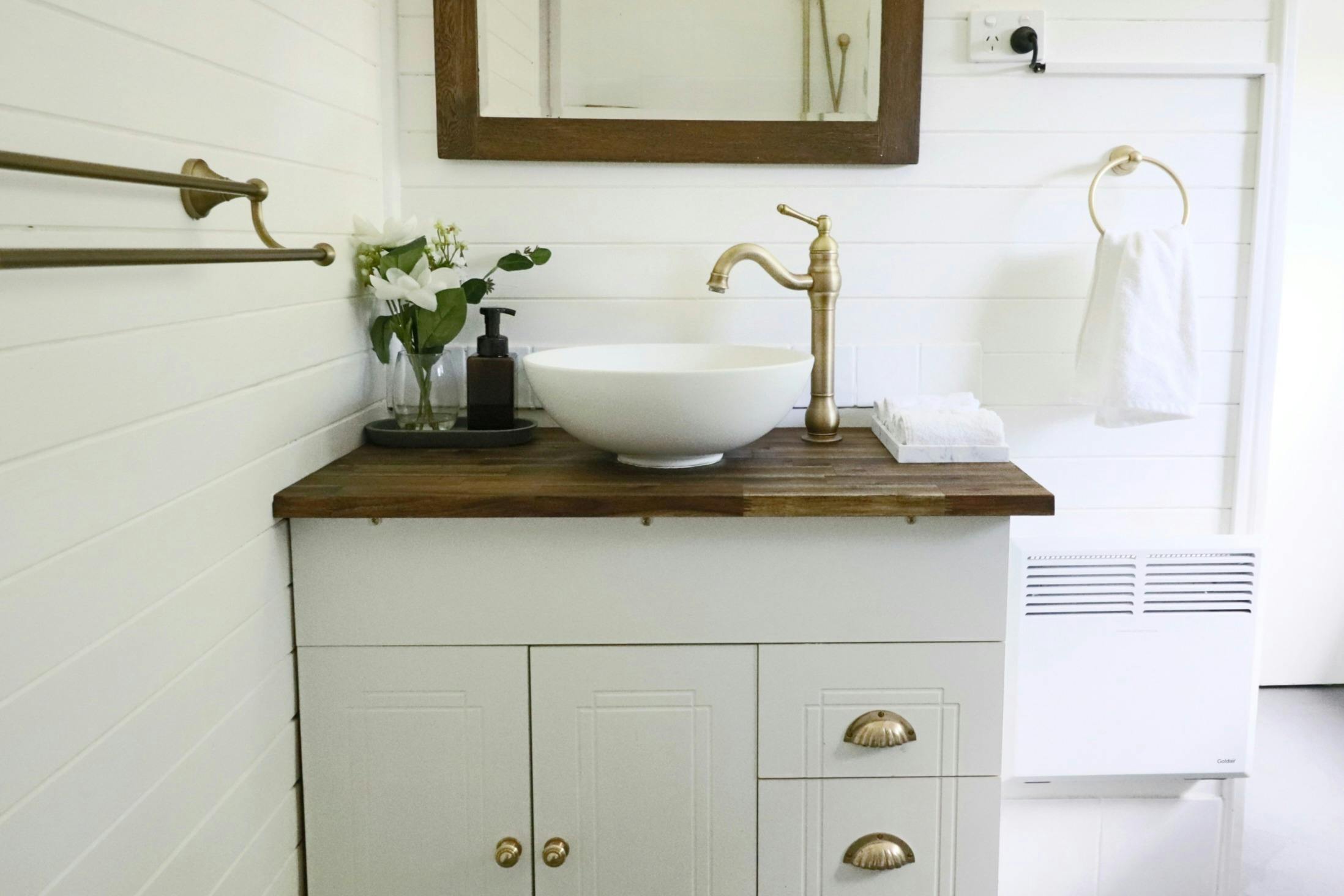 full bathroom with heating