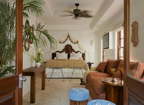 Raes Guesthouses