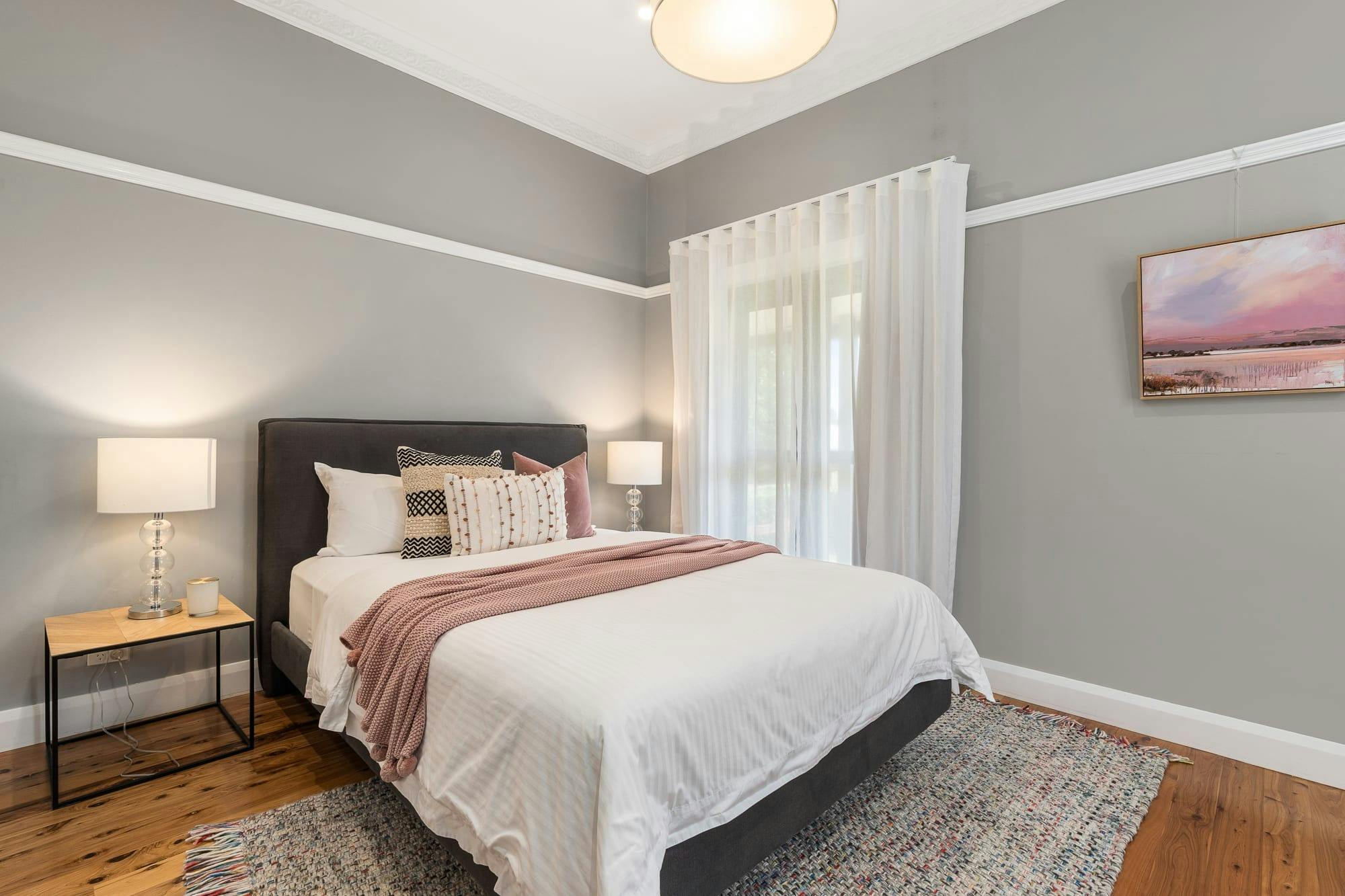 Queen Bedroom at Pretty Prince