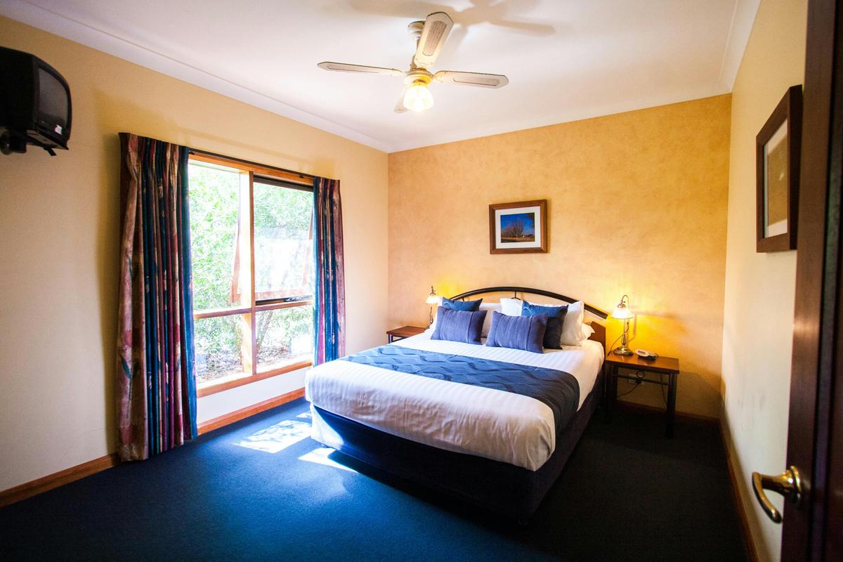 Bedding Perricoota Vines Retreat