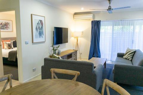 One Bedroom Suite Plus