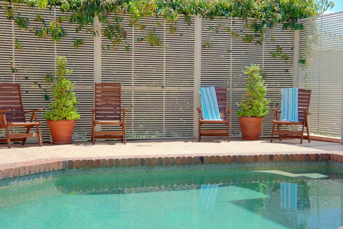 Ashby House Poolside