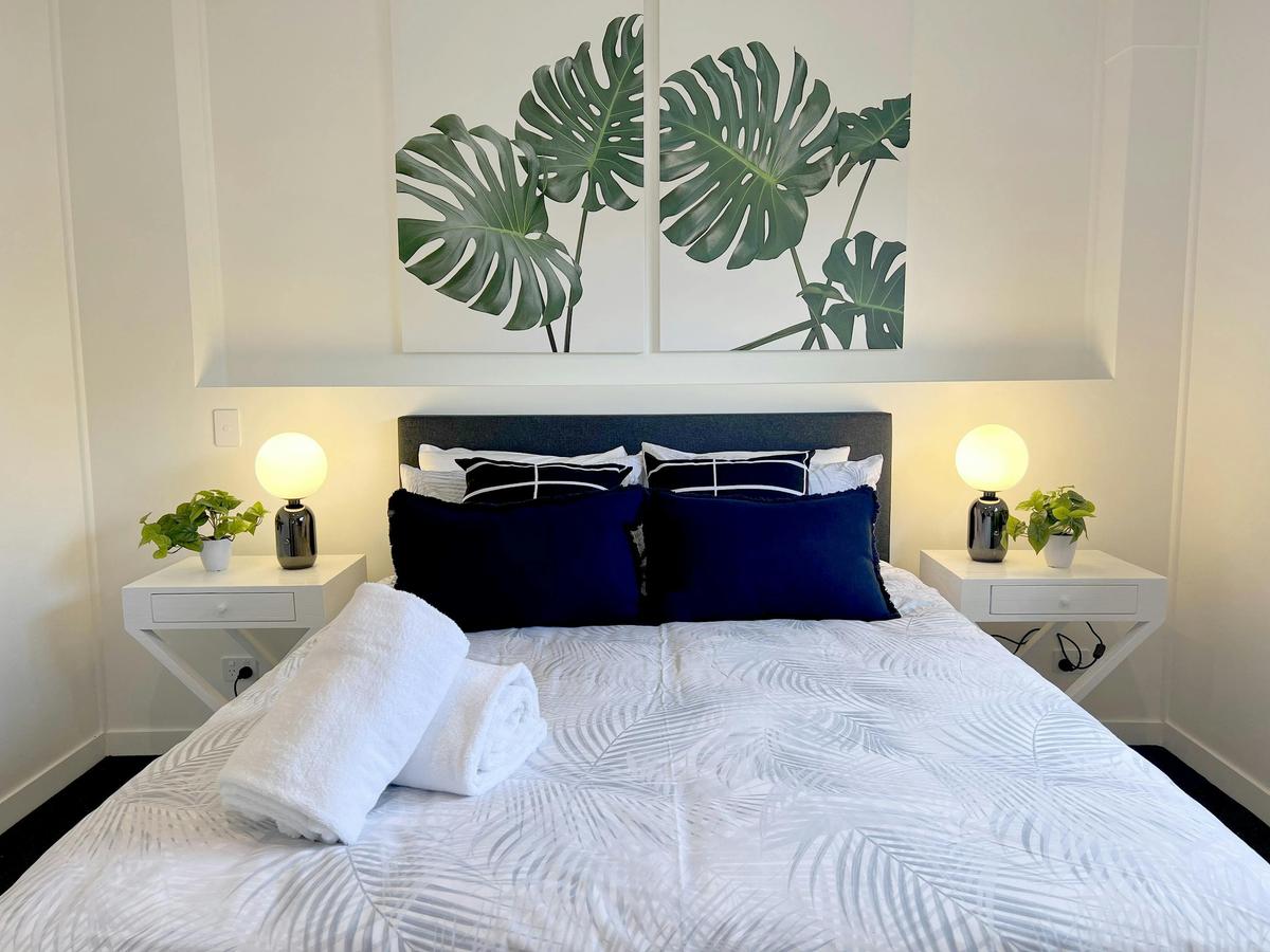 Plantation Hotel, Coffs Harbour NSW - 2 Bedroom Apartment (Ensuite)