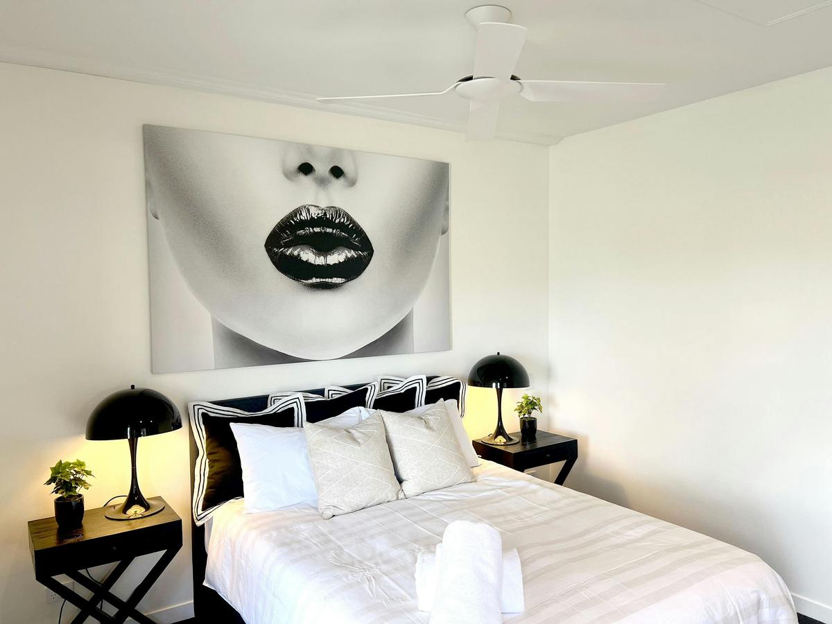 Plantation Hotel, Coffs Harbour NSW - 2 Bedroom Apartment (Ensuite)