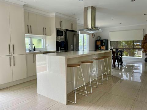 Ruby Tuesday - Little Beach House