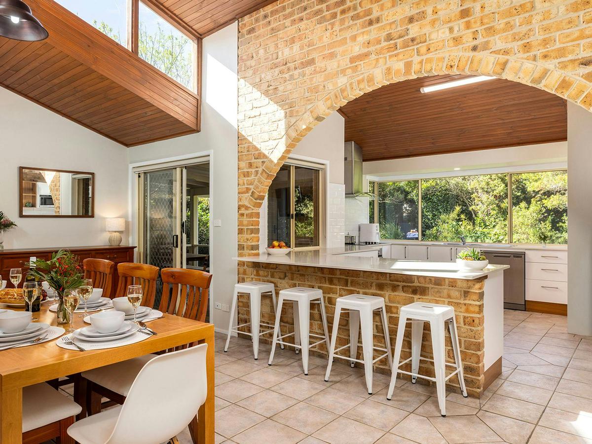 Dining | Kitchen